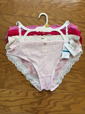 2 for $30 Jessica Simpson Lace Bikini Panty Set XL NWT 4-Pack